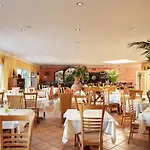 Western 4* Mainz