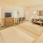 Western 4*