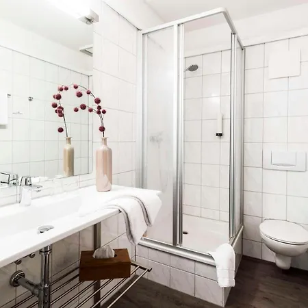 Western 4* Mainz