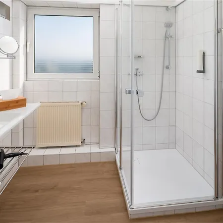 Western Hotel 4*